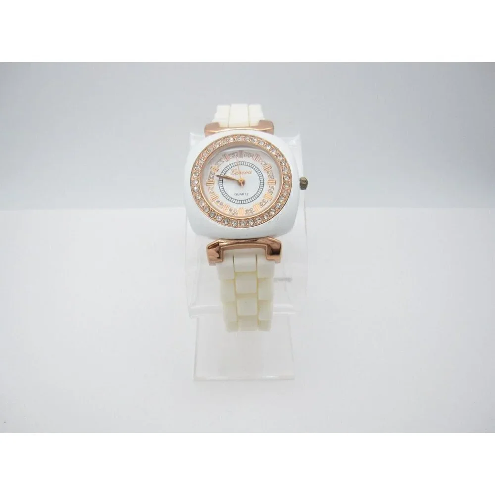 Women's Geneva Quartz WR Analog 34mm Dial Causal Round Watch (F29)